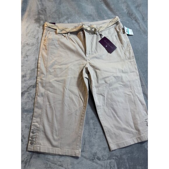 Gloria Vanderbilt Womens Beige Capri Pants Size 16 With Woven Belt & Button Acce - Picture 3 of 15
